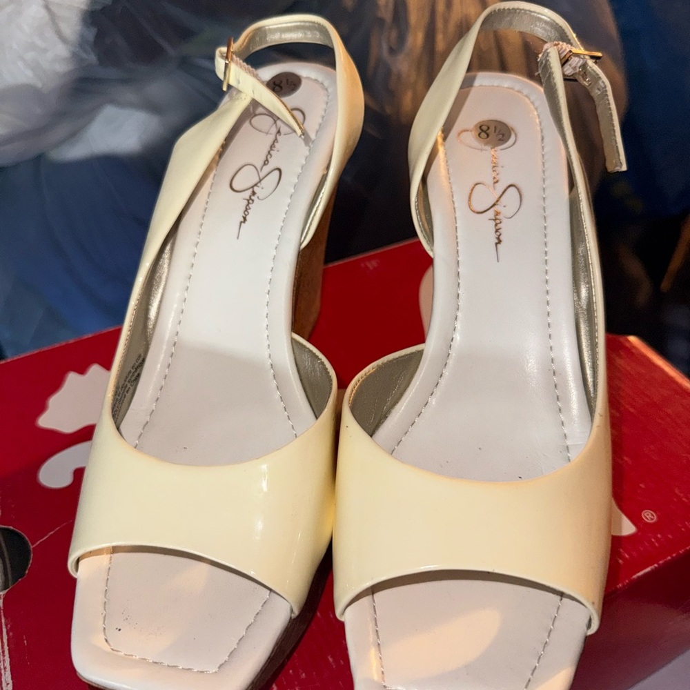 Jessica Simpson Cream Slingback Heels